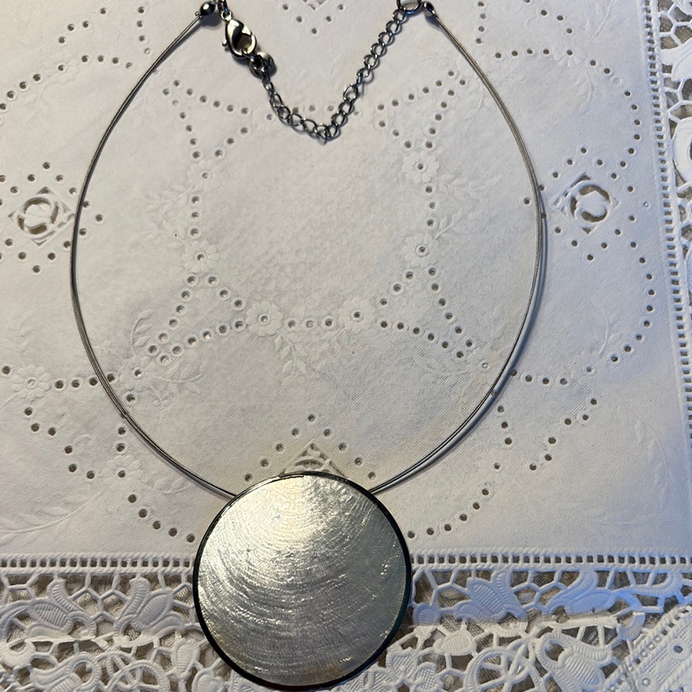 Mix brand st Pendant Necklace dbl. silver chain 14”+3”, wh. capiz shell 32” $29